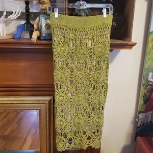 Eva Mendes for NY&CO bright green skirt.